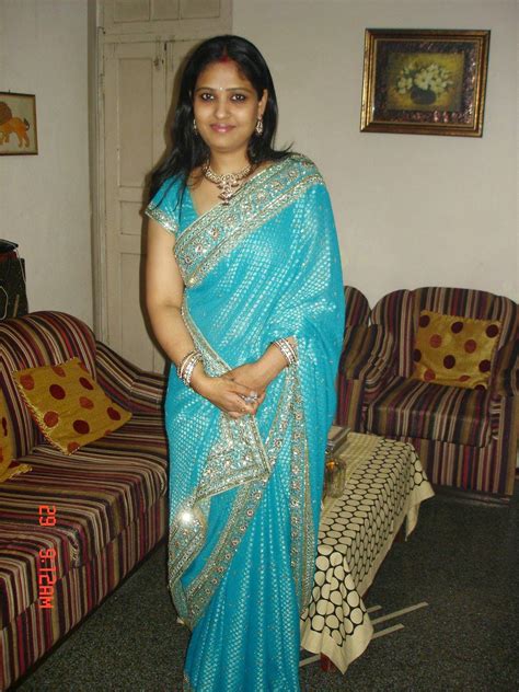 desi aunty saree|470 Desi aunties ideas 